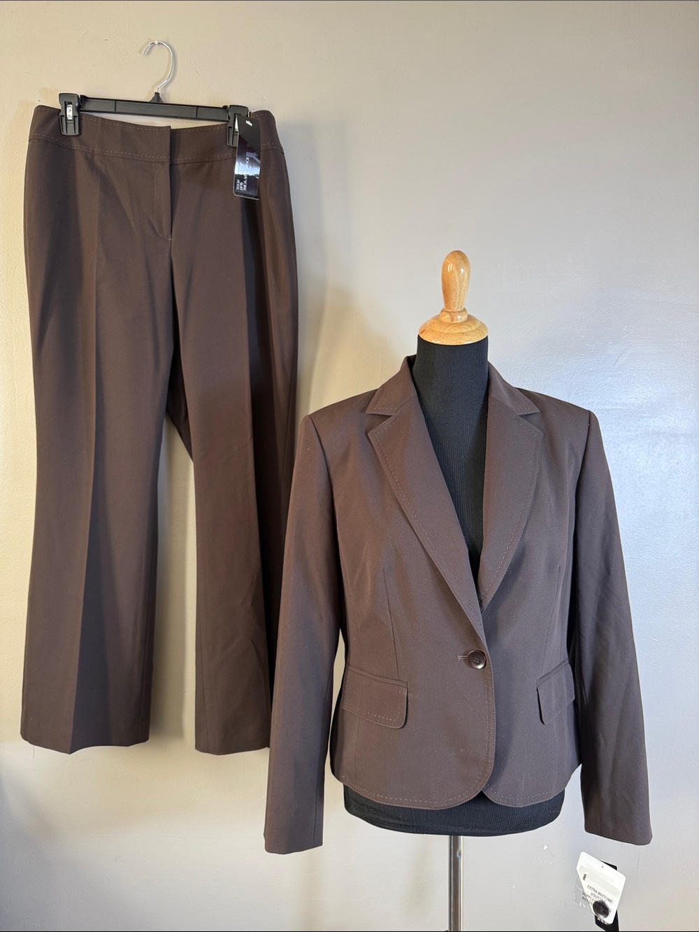 Jones New York Suit Classic Brown Women's Blazer & Pants Sz 14P NWT